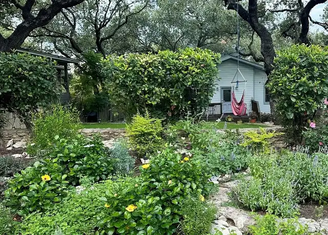 Property at 1406 Alta Vista Ave, Austin, TX, 78704, 3 beds, 2 baths, [object Object]