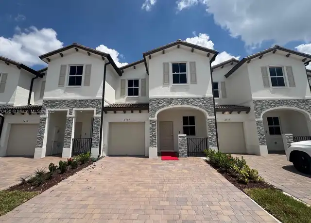 Property at 2439 SE 28th St Unit 2439, Homestead, FL, 33035, 3 beds, 2.5 baths, [object Object]