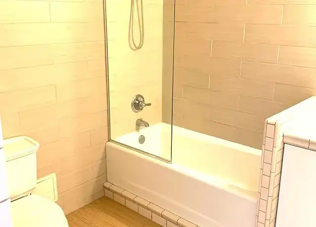 Property at 615 Hampton Dr Unit A107, Venice, CA, 90291, 1 bed, 1 bath, [object Object]