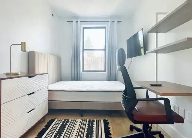 Property at 951 Madison St Unit 742, Brooklyn, NY, 11221, 5 beds, 1 bath, [object Object]
