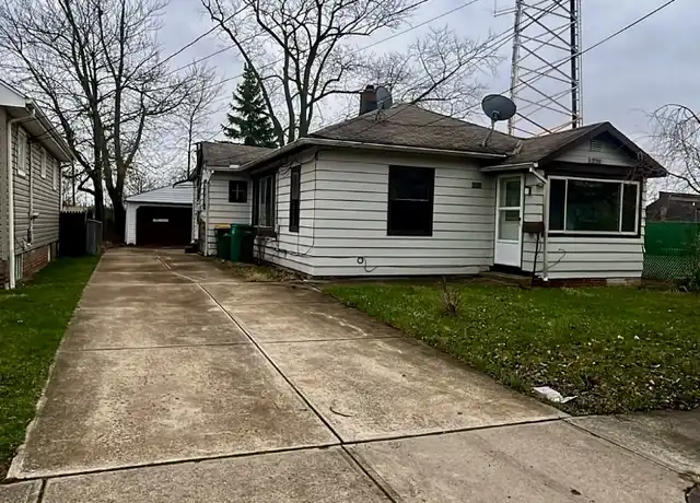 Property at 5733 Longwood Ave, Maple Heights, OH, 44137, 3 beds, 1 bath, [object Object]