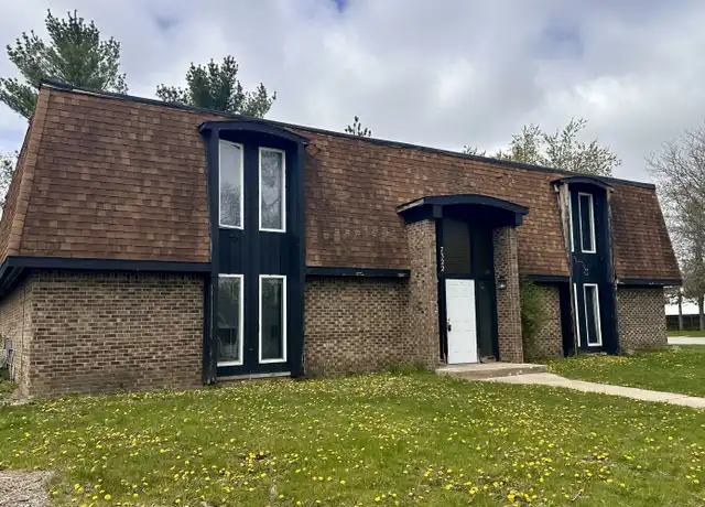 Property at 7322 Noble St Unit 2 1, Merrillville, IN, 46410, 2 beds, 1 bath, [object Object]