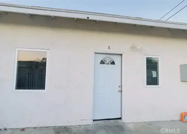 Property at 1458 W Summit St Unit E, Long Beach, CA, 90810, 3 beds, 2 baths, [object Object]