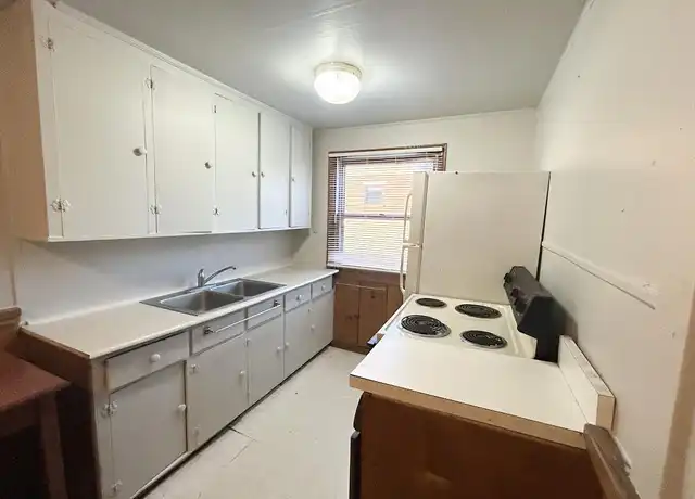 Property at 2012 Parmenter St Unit 15, Middleton, WI, 53562, 2 beds, 1 bath, [object Object]