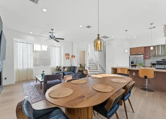 Property at 5715 Larkin St Unit C, Houston, TX, 77007, 3 beds, 3.5 baths, [object Object]