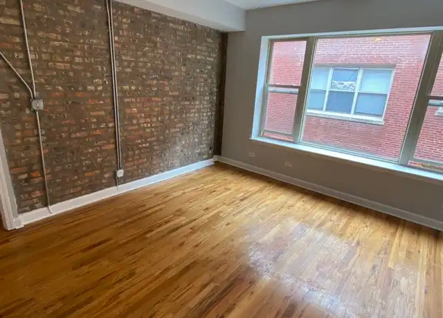 Property at 7000 S Chappel Ave Unit 7004-2S, Chicago, IL, 60649, 2 beds, 2 baths, [object Object]