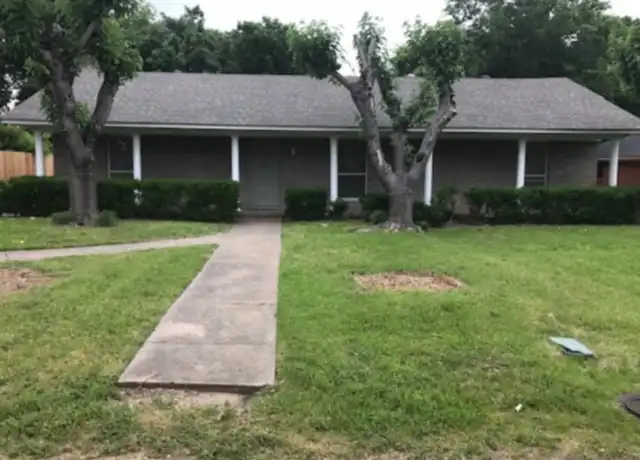 Property at 212 Barry Ln, Lancaster, TX, 75146, 4 beds, 3 baths, [object Object]