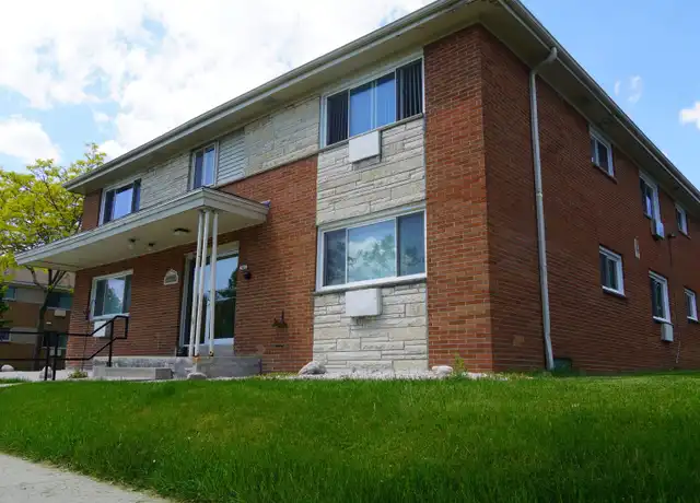 Property at 2812 E Bolivar Ave Unit 17, St Francis, WI, 53235, 1 bed, 1 bath, [object Object]
