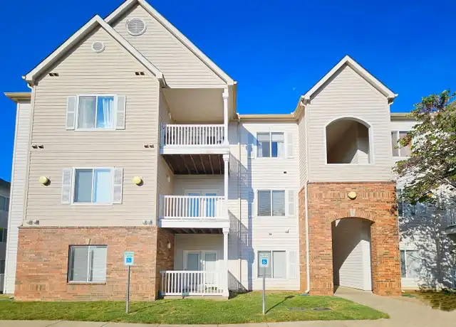 Property at 2200 Classen Blvd Unit 14-121, Norman, OK, 73071, 4 beds, 4 baths, [object Object]