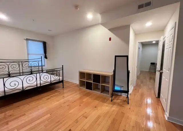 Property at 522 N 36th St Unit B-4, Philadelphia, PA, 19104, 1 bed, 1 bath, [object Object]