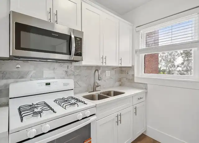 Property at Park Wilshire - 2424 Wilshire Blvd, Los Angeles, CA, 90057, 0 beds, 1 bath, [object Object]