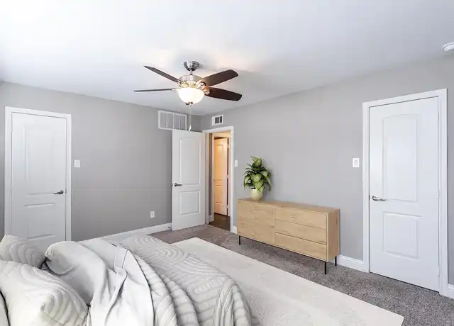 Property at Stratford House Apartments - 4010 Linkwood Dr, Houston, TX, 77025, 1-3 bed, 1-2 bath, [object Object]