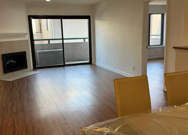 Property at 8300 Manitoba St #223, Playa del Rey, CA, 90293, 2 beds, 2 baths, [object Object]