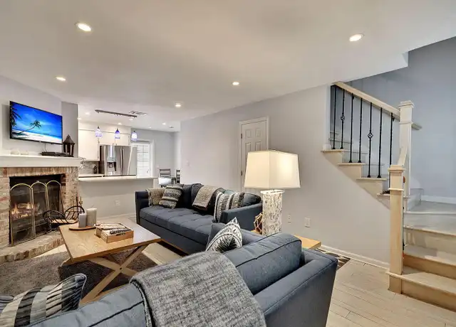 Property at 15 Horlbeck Aly Unit 15, Charleston, SC, 29401, 3 beds, 2.5 baths, [object Object]
