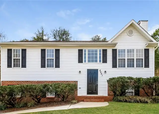 Property at 5051 Windsbury Ridge Rd, Clemmons, NC, 27012, 3 beds, 2.5 baths, [object Object]