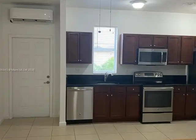 Property at 17165 SW 92nd St Unit 1, Miami, FL, 33196, 1 bed, 1 bath, [object Object]