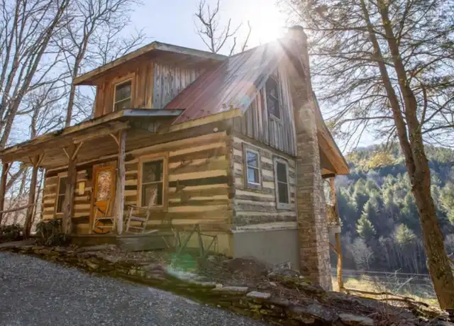 Property at 134 Apple Rock Rd, Vilas, NC, 28692, 2 beds, 2.5 baths, [object Object]