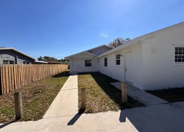 Property at 15741 NW 40th Ct Unit A, Opa-locka, FL, 33054, 1 bed, 1 bath, [object Object]