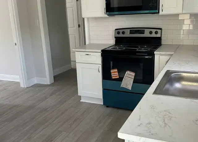 Property at 116 14th St, Winston-Salem, NC, 27105, 3 beds, 2 baths, [object Object]