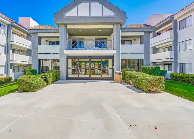 Photo of 801 Magnolia Ave, Corona, CA 92879