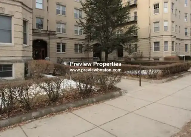 Property at 27 Park Dr Unit 21P, Boston, MA, 02215, 1 bed, 1 bath, [object Object]