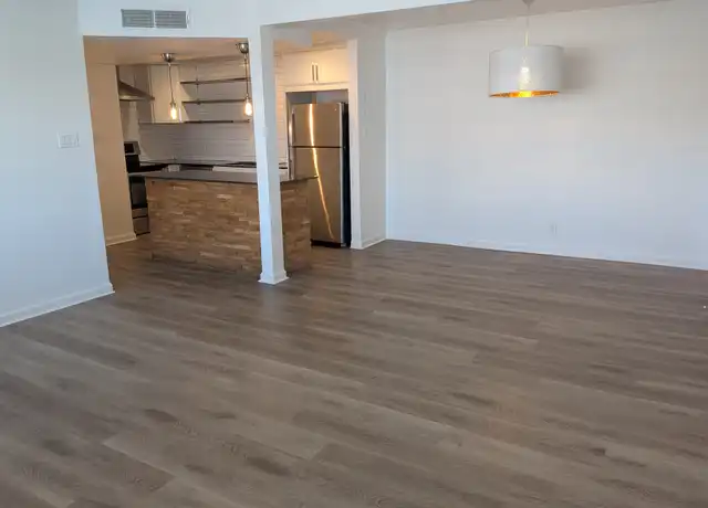 Property at 454 W Brown Rd, Mesa, AZ, 85201, 2 beds, 2 baths, [object Object]