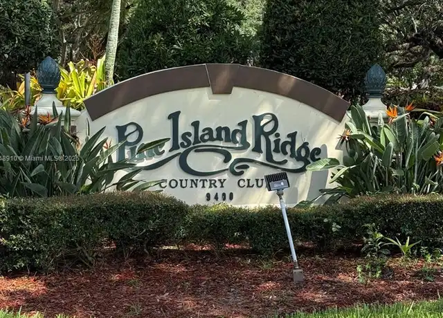 Property at 9450 Poinciana Pl #108, Davie, FL, 33324, 1 bed, 1 bath, [object Object]