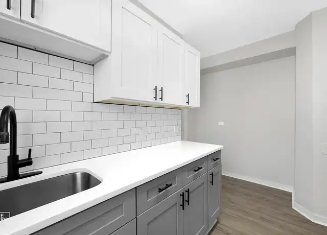 Property at 7609 S Coles Ave, Chicago, IL, 60649, 2 beds, 1 bath, [object Object]