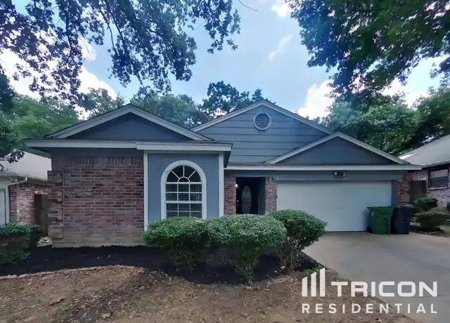 Property at 1008 W Lovers Ln, Arlington, TX, 76013, 3 beds, 2 baths, [object Object]