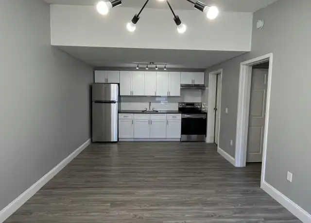 Property at 2357 Greengate Cir, West Palm Beach, FL, 33415, 1 bed, 1 bath, [object Object]