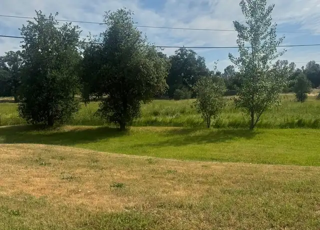 Property at 1135 Gordon Ln, Redding, CA, 96002, 3 beds, 1 bath, [object Object]