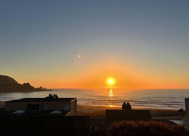 Photo of 447 Roberts Rd, Pacifica, CA 94044