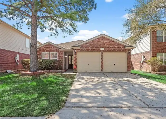 Property at 11811 Skydale Dr, Tomball, TX, 77375, 3 beds, 2 baths, [object Object]