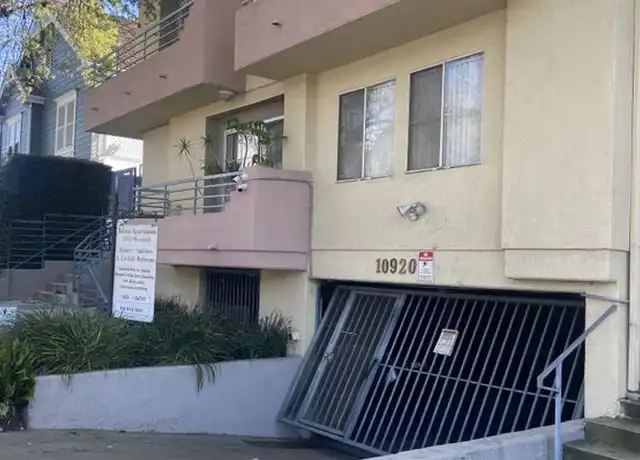Property at 10920 Moorpark St Unit 3, North Hollywood, CA, 91602, 2 beds, 2 baths, [object Object]