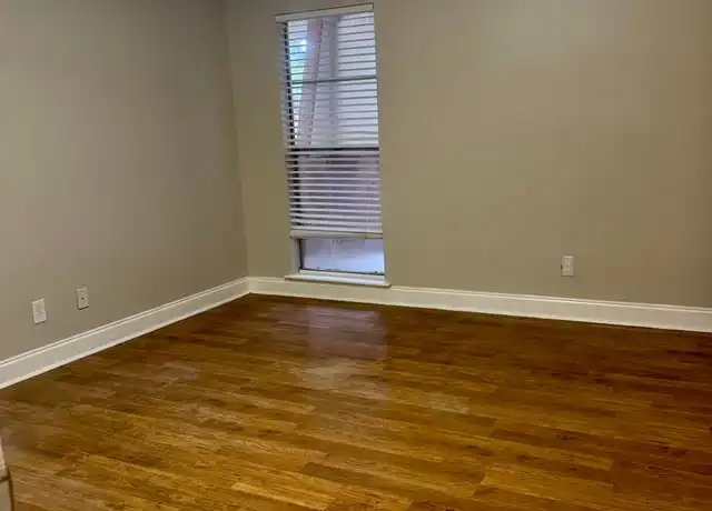 Property at 210 Pelham Rd Unit 204A, Fort Walton Beach, FL, 32547, 2 beds, 1 bath, [object Object]