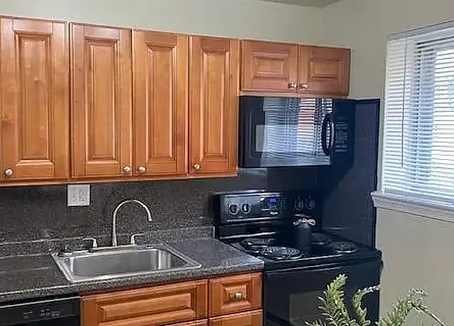 Property at Holly Garden Apartments - 60 W Winona Ave, Norwood, PA, 19074, 1 bed, 1 bath, [object Object]