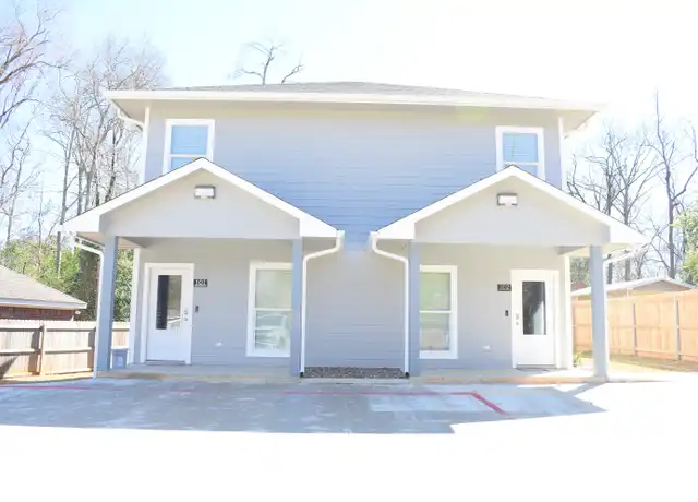 Property at 720 Martinsville St Unit 102, Nacogdoches, TX, 75961, 2 beds, 2.5 baths, [object Object]