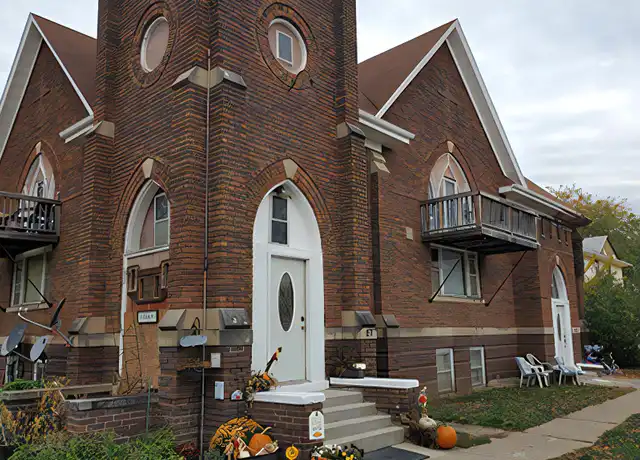 Property at 27 S 3rd St Unit 1, Moville, IA, 51039, 2 beds, 1 bath, [object Object]
