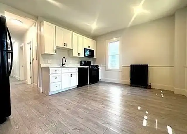 Property at 22 Browning Ave Unit 2, Boston, MA, 02124, 4 beds, 1 bath, [object Object]