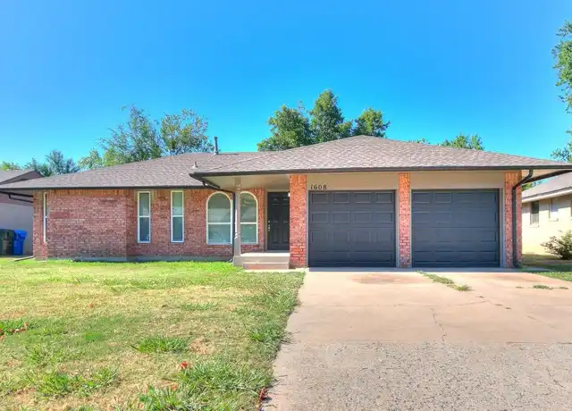 Property at 1608 Canterbury St, Norman, OK, 73069, 3 beds, 2 baths, [object Object]