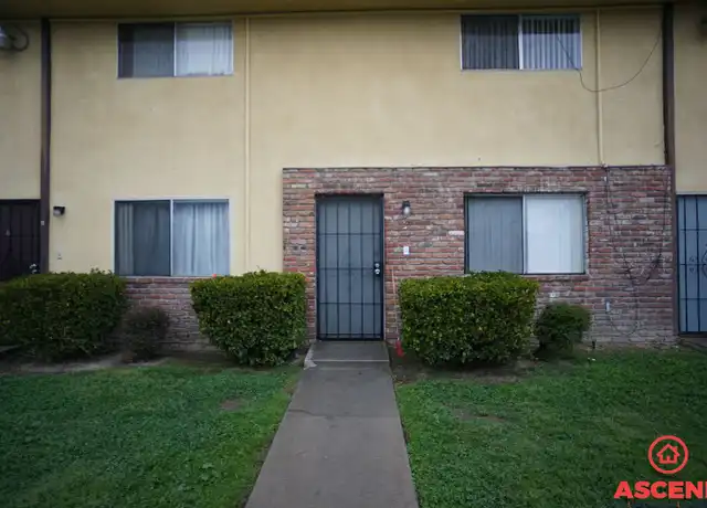 Property at 530 Oregon St #7, Bakersfield, CA, 93305, 2 beds, 1.5 baths, [object Object]