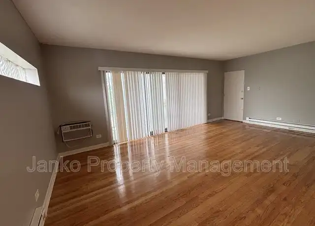 Property at 3125 W 79th St Unit 2, Chicago, IL, 60652, 2 beds, 2 baths, [object Object]