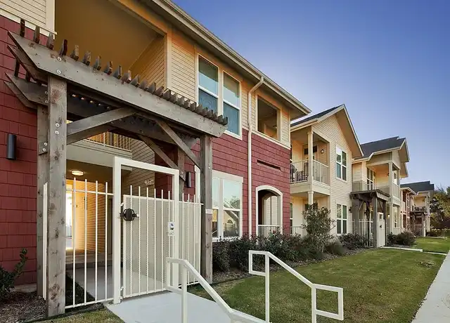 Property at Race Street Lofts - 2901 Race St, Fort Worth, TX, 76111, 1-3 bed, 1-2 bath, [object Object]