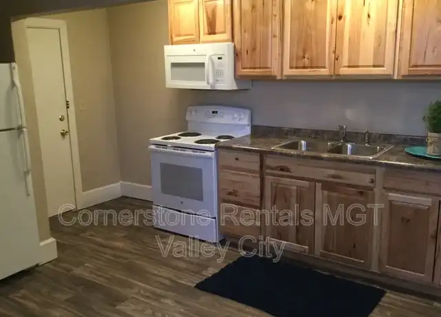 Property at 264 College St SE Unit 7, Valley City, ND, 58072, 2 beds, 2 baths, [object Object]