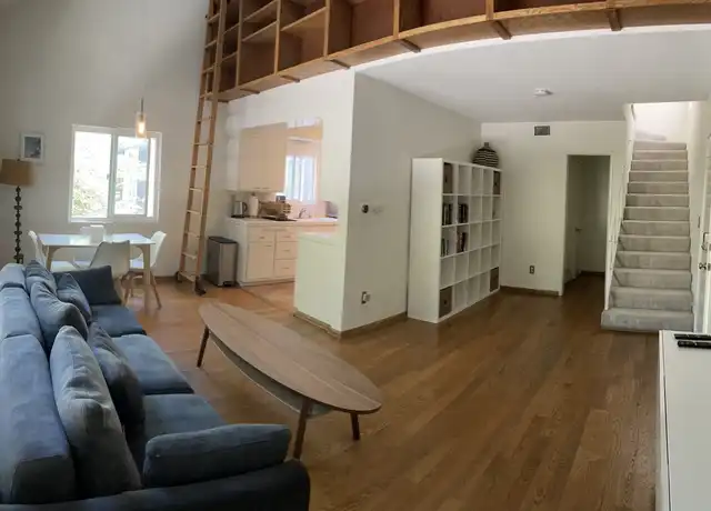 Property at 8932 Wonderland Ave, Los Angeles, CA, 90046, 2 beds, 1.5 baths, [object Object]