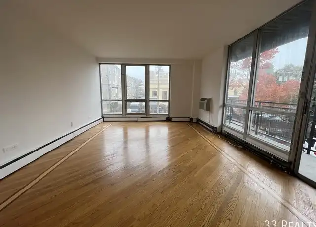 Property at 922 North Blvd #207, Oak Park, IL, 60301, 1 bed, 1 bath, [object Object]