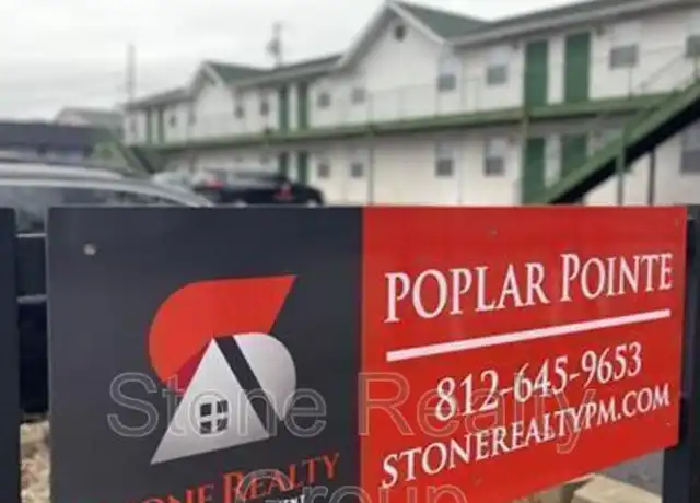 Property at 820 Poplar St Unit 4, Terre Haute, IN, 47807, 2 beds, 1 bath, [object Object]