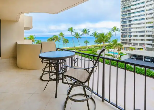 Property at 4001 Gulf Shore Blvd N #302, Naples, FL, 34103, 2 beds, 2 baths, [object Object]