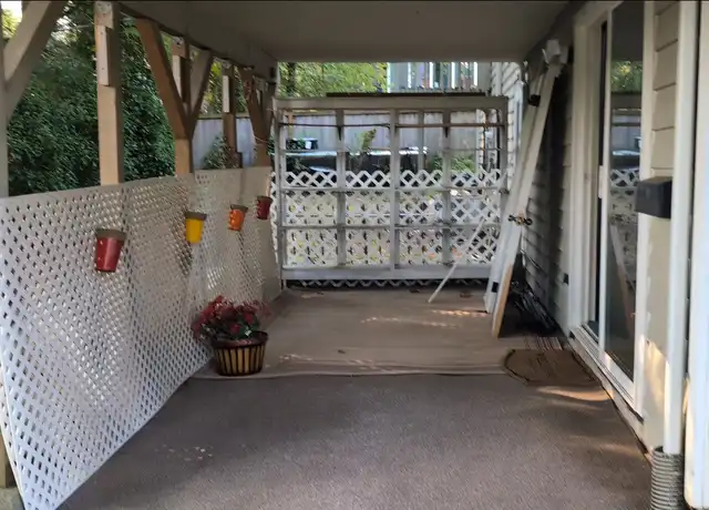 Property at 2229 NE 197th Pl Unit 1, Shoreline, WA, 98155, 1 bed, 1 bath, [object Object]