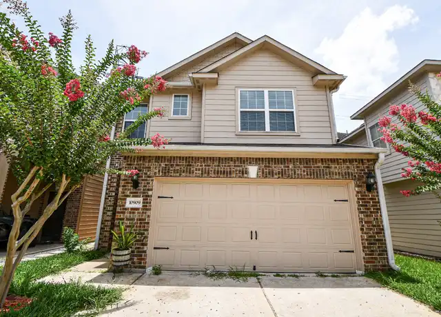 Property at 10909 Panther Ct, Houston, TX, 77099, 4 beds, 2.5 baths, [object Object]